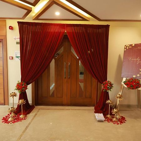 Hotel Krishnavalsam Regency Guruvāyūr Exteriér fotografie