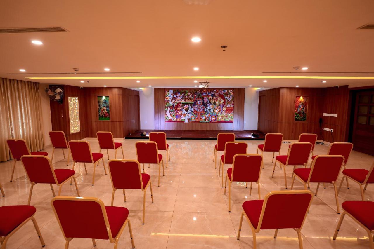 Hotel Krishnavalsam Regency Guruvāyūr Exteriér fotografie
