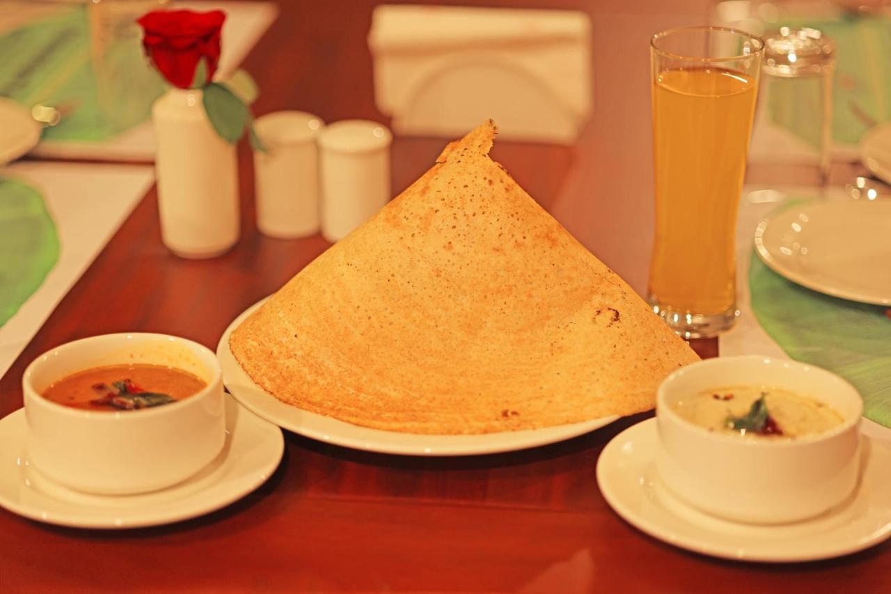 Hotel Krishnavalsam Regency Guruvāyūr Exteriér fotografie