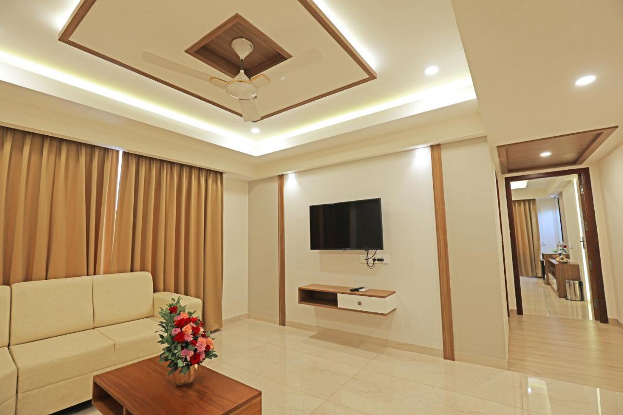 Hotel Krishnavalsam Regency Guruvāyūr Exteriér fotografie