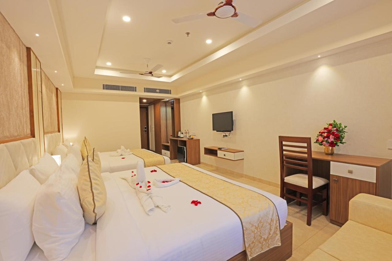 Hotel Krishnavalsam Regency Guruvāyūr Exteriér fotografie