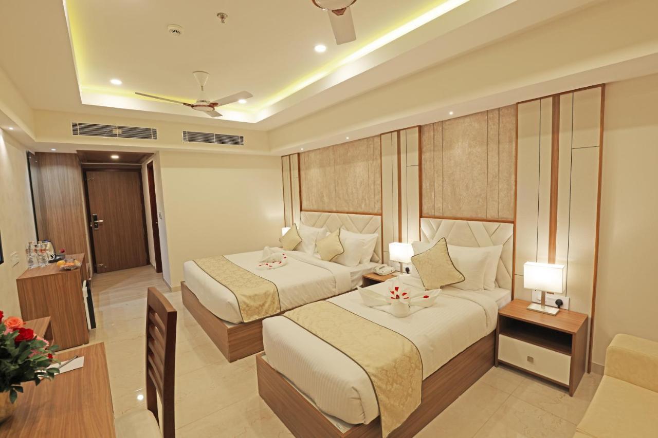 Hotel Krishnavalsam Regency Guruvāyūr Exteriér fotografie